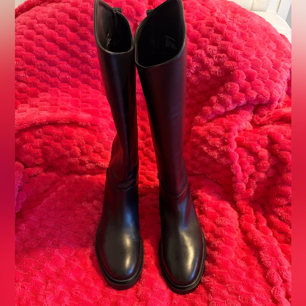Steve Madden Black Riding Knee Leather Boots
